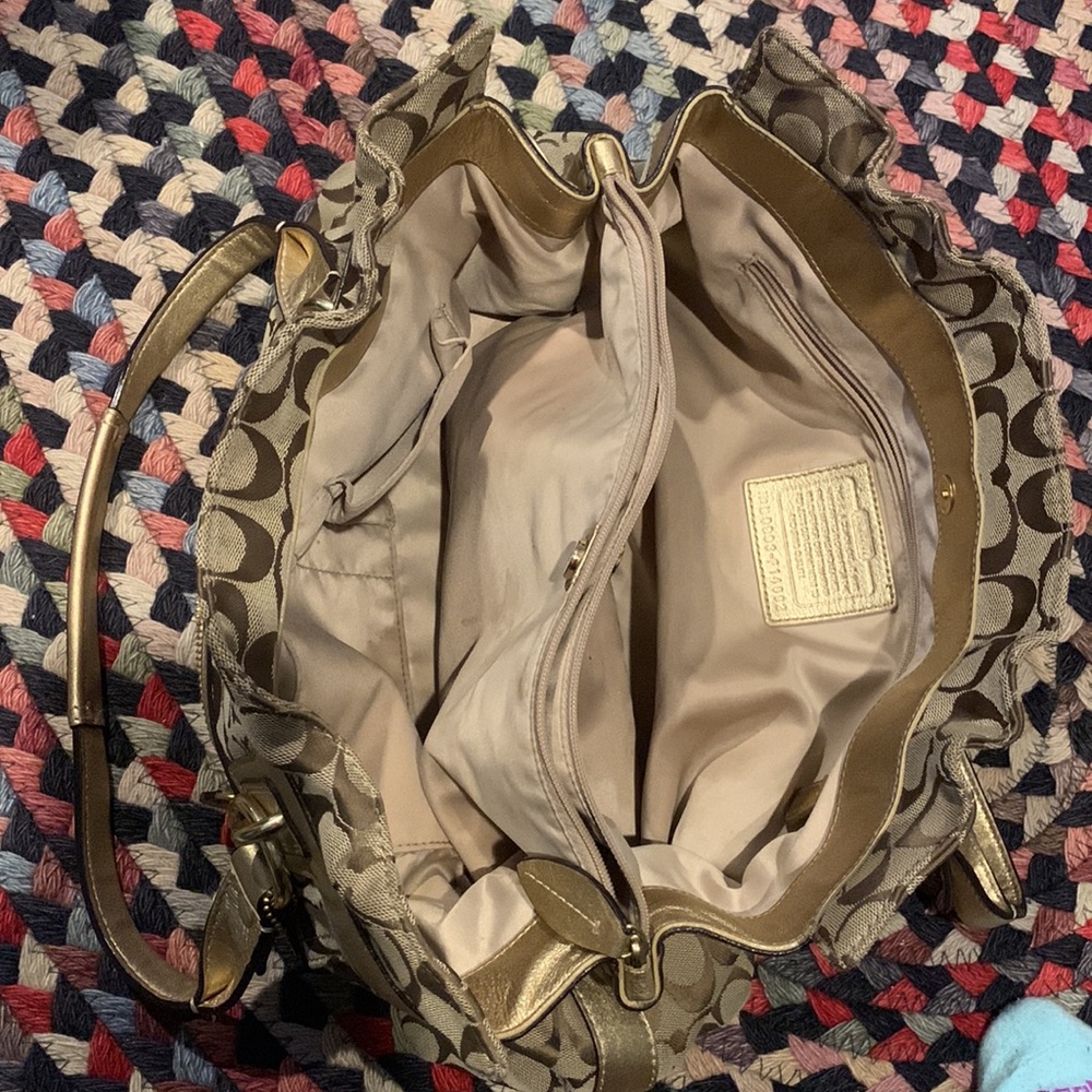 Gold Coach Bag - Picture 5 of 6